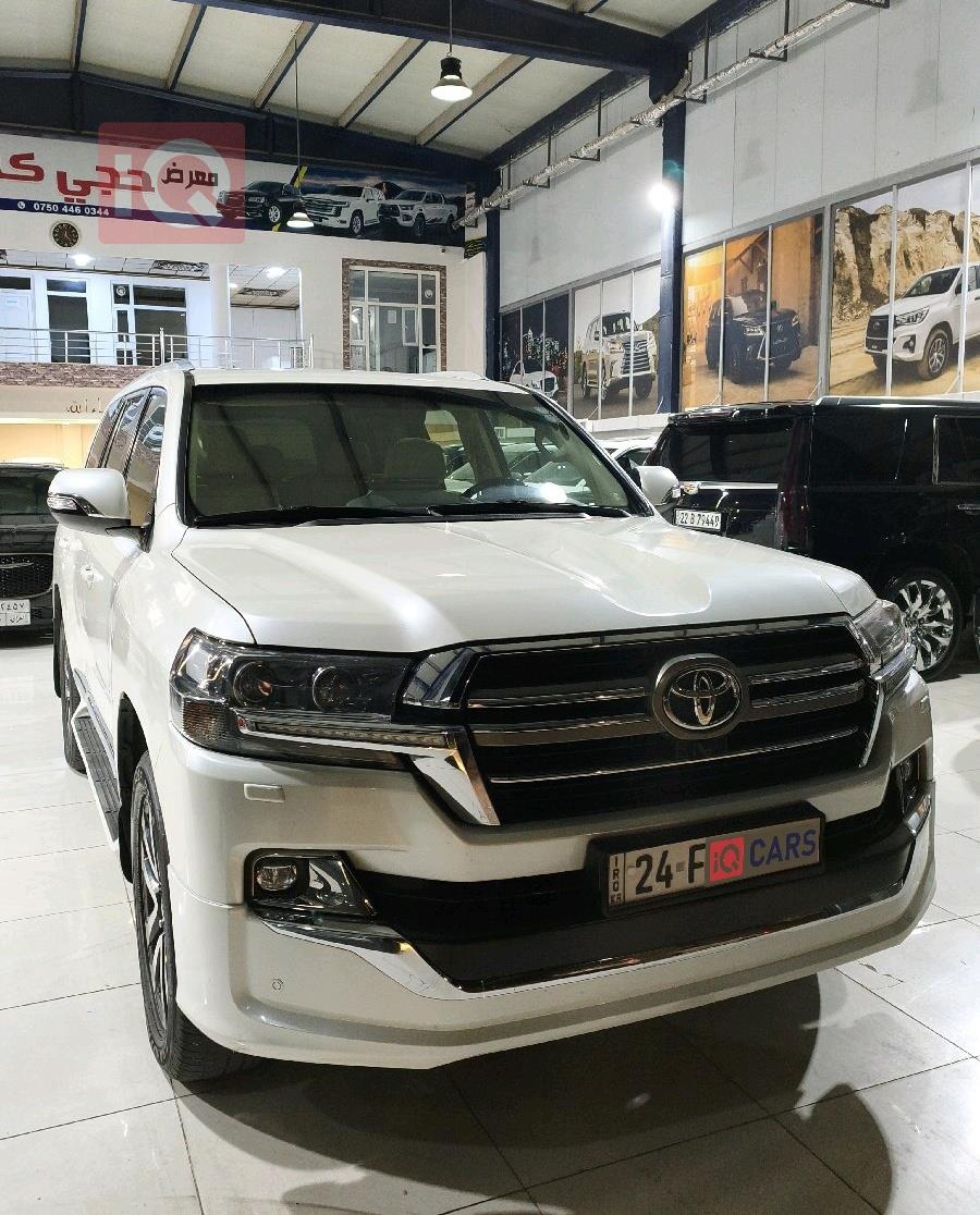 تويوتا لاندكروزر